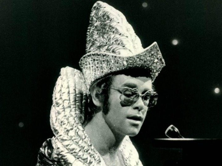 10 Fascinating Facts About Elton John's Extraordinary Life-2