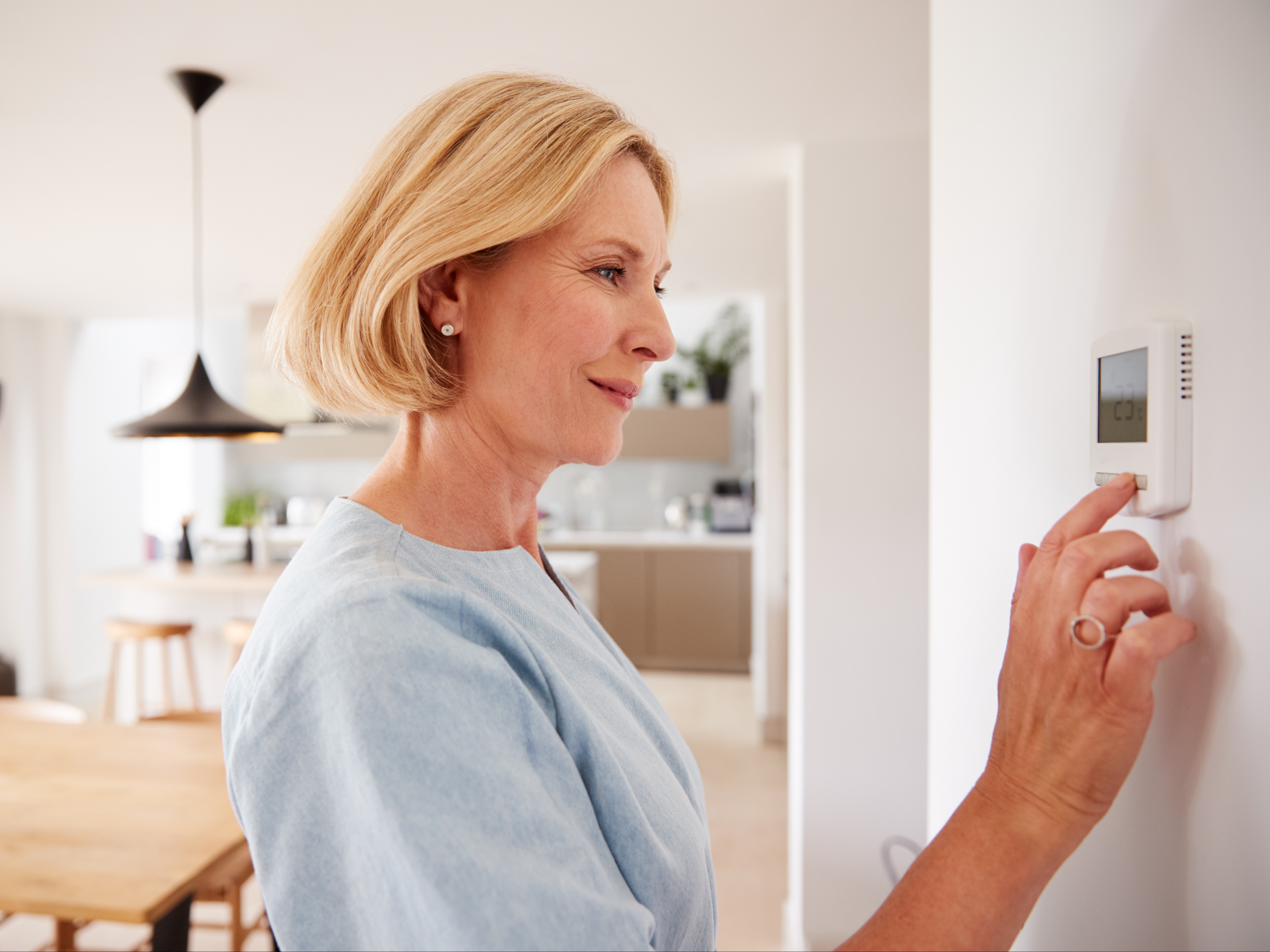 10 Things Smart Homeowners Do Before Going On Vacation-6