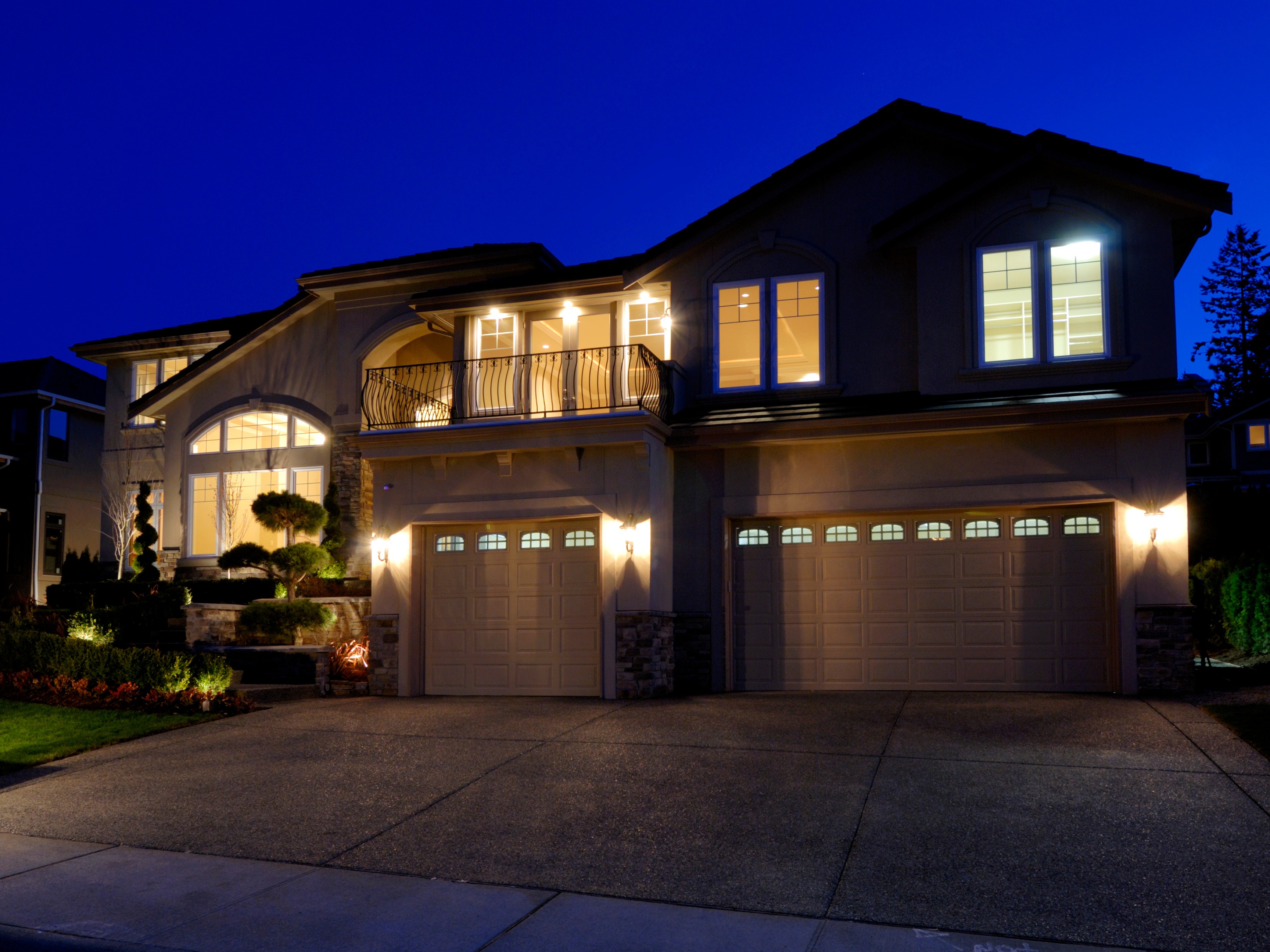 10 Things Smart Homeowners Do Before Going on Vacation-7