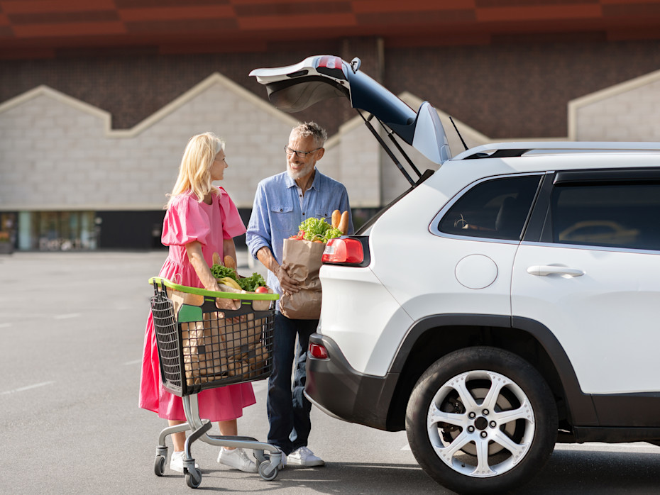 10 Things You Should Never Leave in Your Car-9
