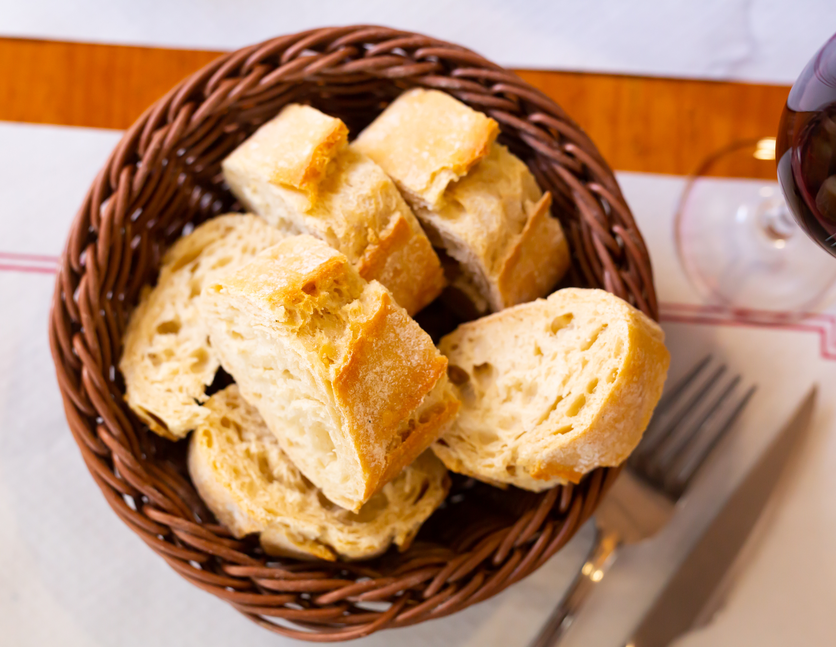 11 Foods Servers Refuse to Eat at Their Own Restaurants-4