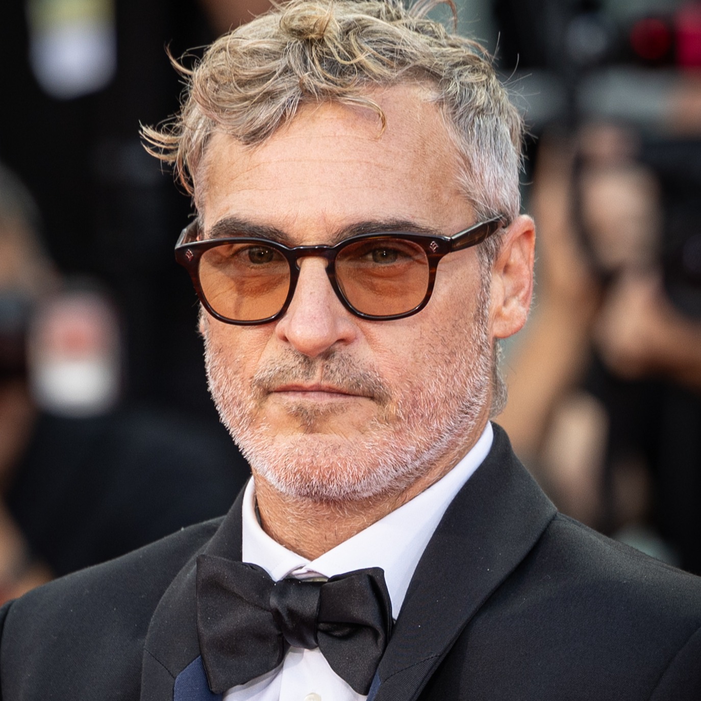 14 Celebs Who Gave up Their Real Names for Stardom-8