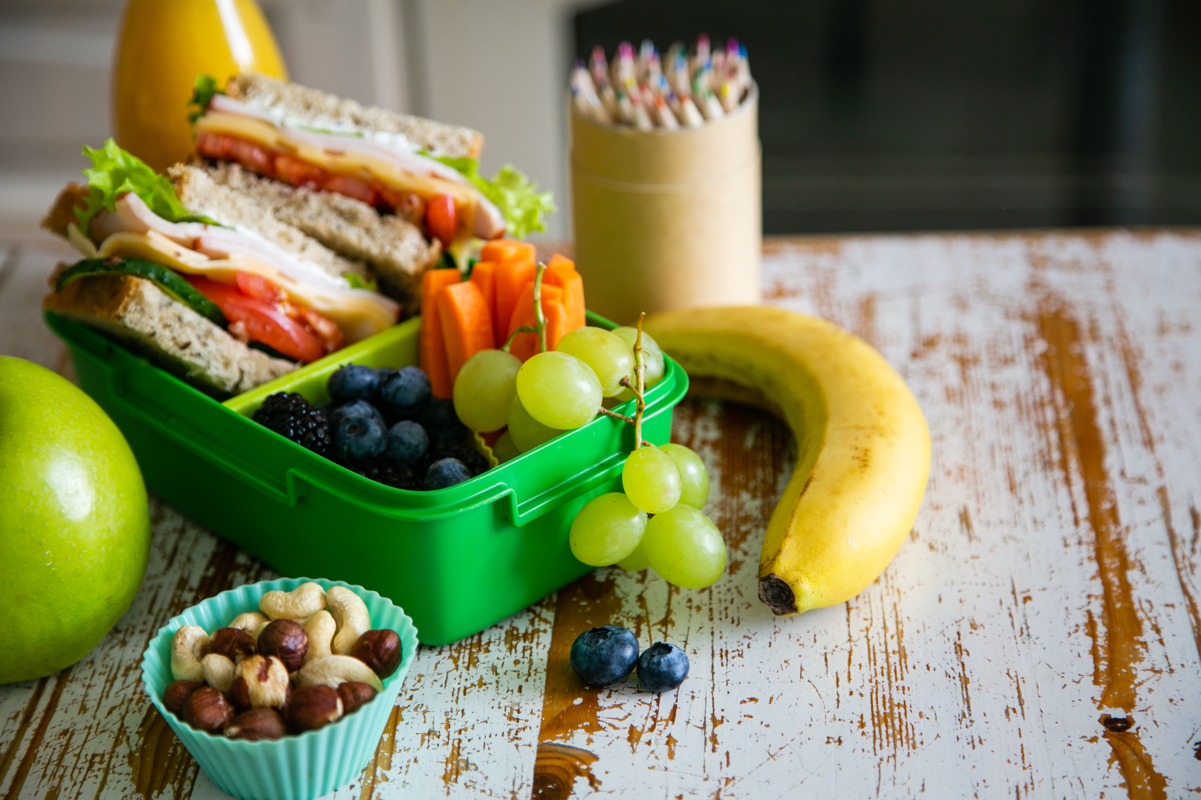 20 Ways to Save Money While Eating at a Restaurant -2