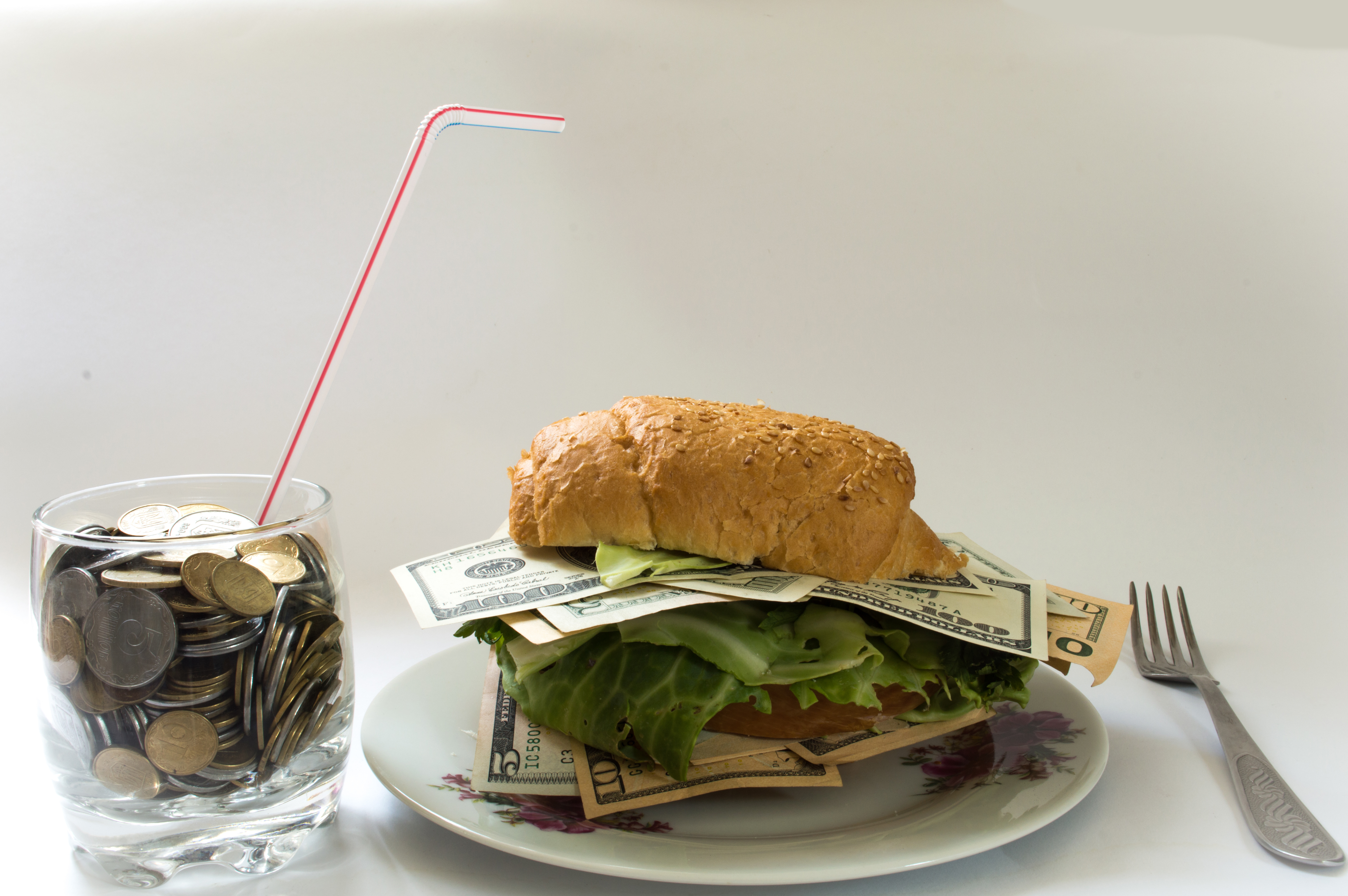 20 Ways to Save Money While Eating at a Restaurant -7