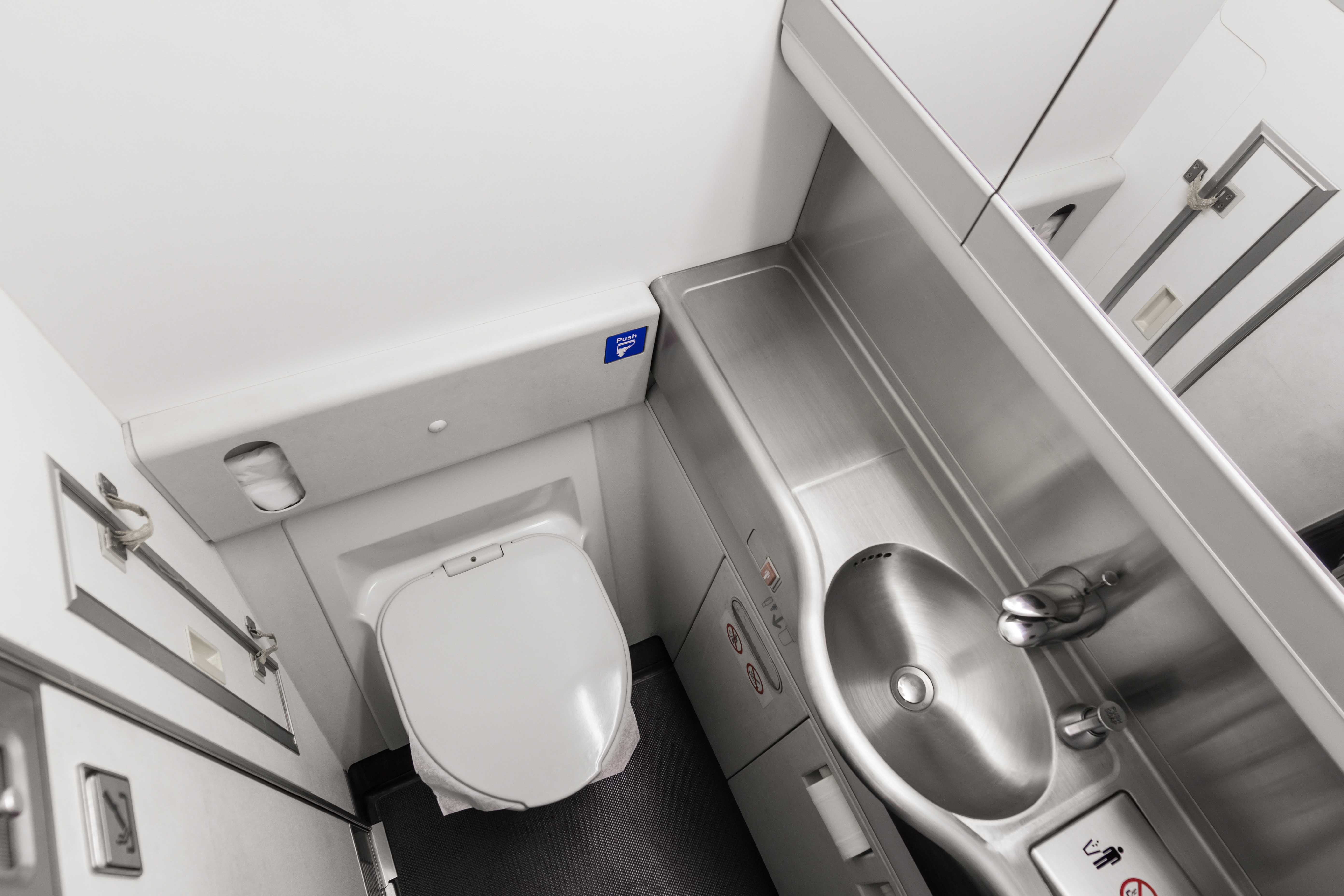 Shocking Truths You Never Knew About Air Travel!-1-3