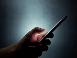 5 Dangers Hiding on Your Phone