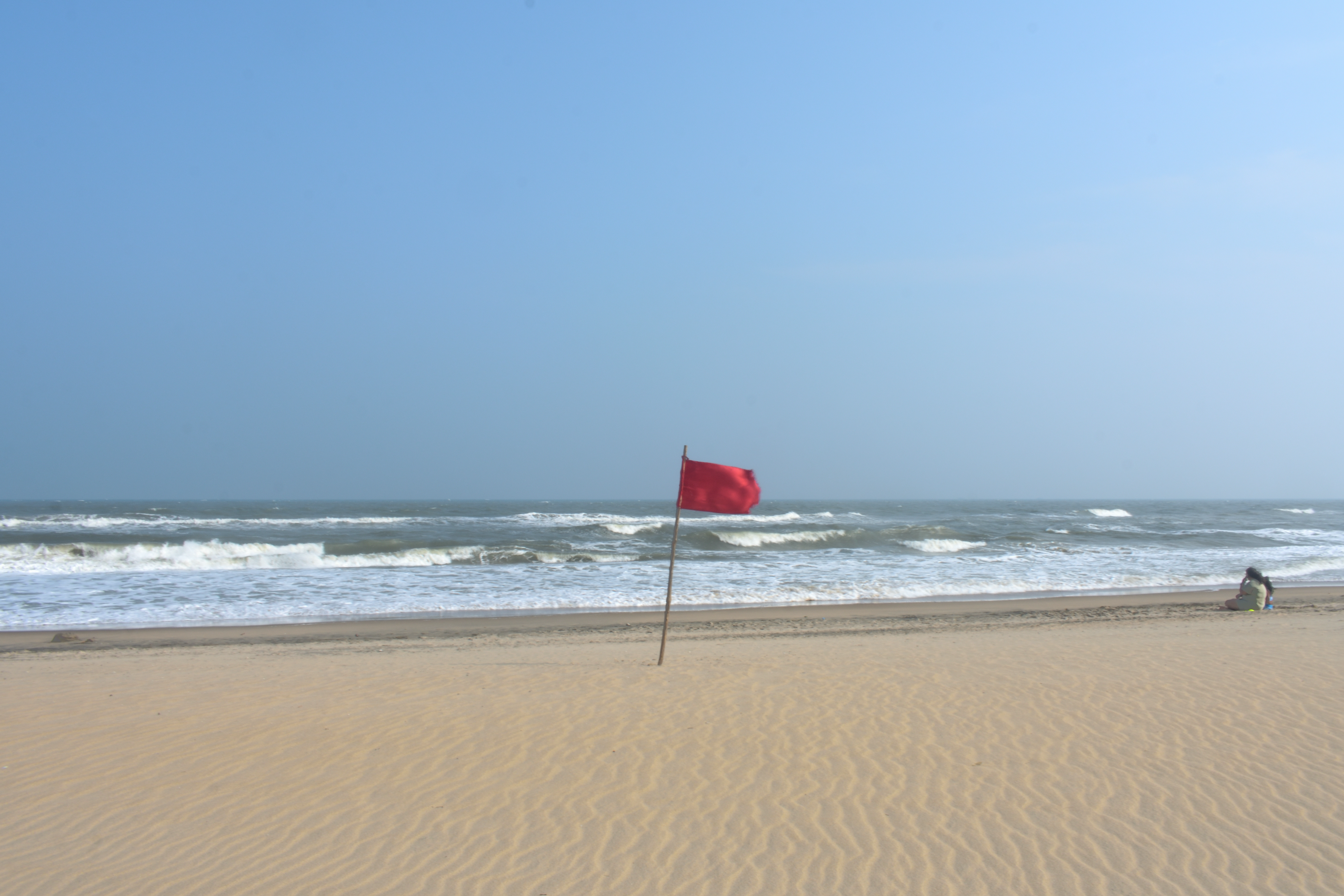 Stay Safe at the Beach: Expert-Approved Tips-3