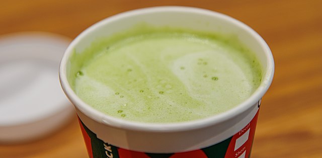 7 Starbucks® Holiday Drinks You Need to Try-3