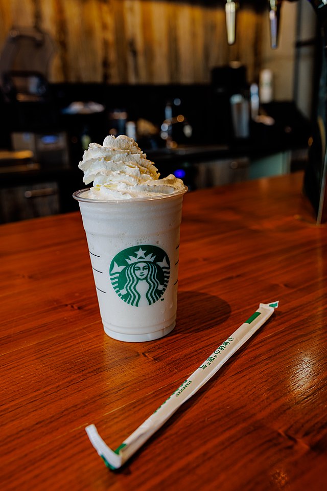 7 Starbucks® Holiday Drinks You Need to Try-2