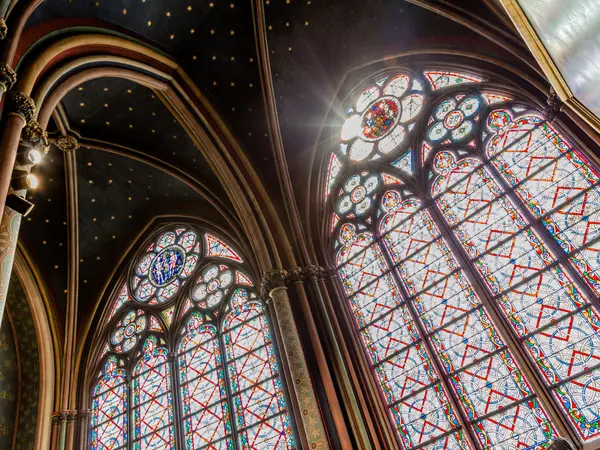 Can You Believe These Notre-Dame Artifacts Survived the Flames?-2