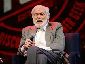 Dick Van Dyke Shocks Fans With Gym Dance at 99