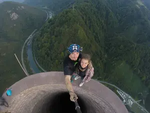 Extreme Selfies Are Claiming Lives in the Race for Attention