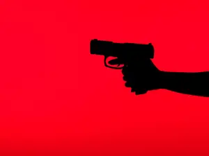 Houston Man Living in Fear After Girlfriend Lures Him to a Romantic Spot and Shoots Him