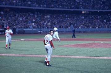 How Pete Rose Got Banned From Major League Baseball-1