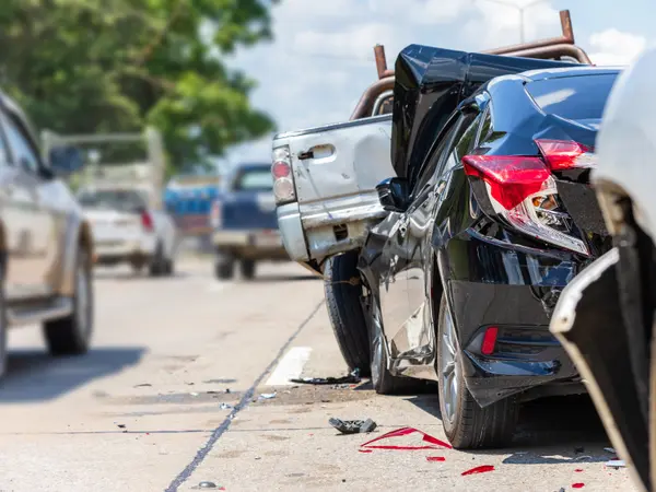 Which Is Safer: Flying or Driving?-3
