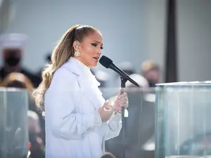 Jennifer Lopez Faces Lawsuit for Golden Globes Pics