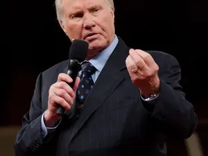Jimmy Swaggart Dies at 90