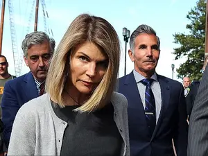 Lori Loughlin Spotted With Costar Days Before Marriage Split
