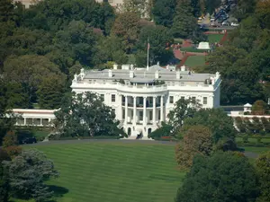 Man Arrested at White House