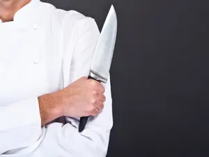 Chef Stabbed in Disturbing Video
