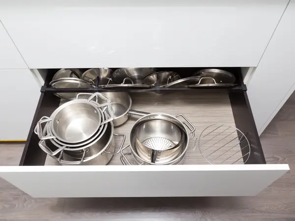Never Keep These 8 Items in Your Drawers-3