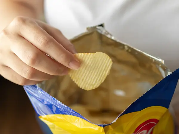 Never Store These Items Under Your Bed-8