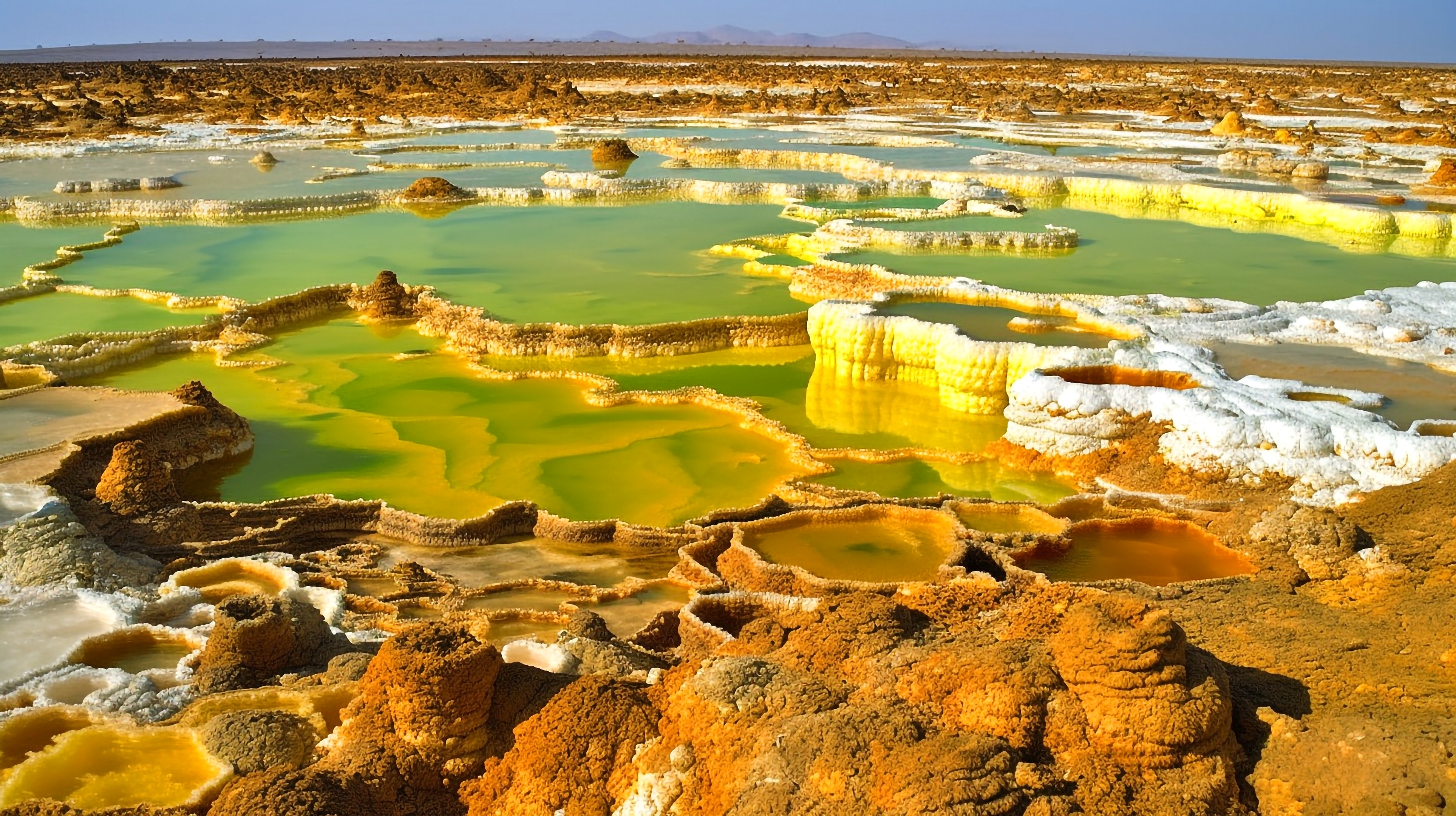 The 22 Most Dangerous Tourist Destinations in the World-2