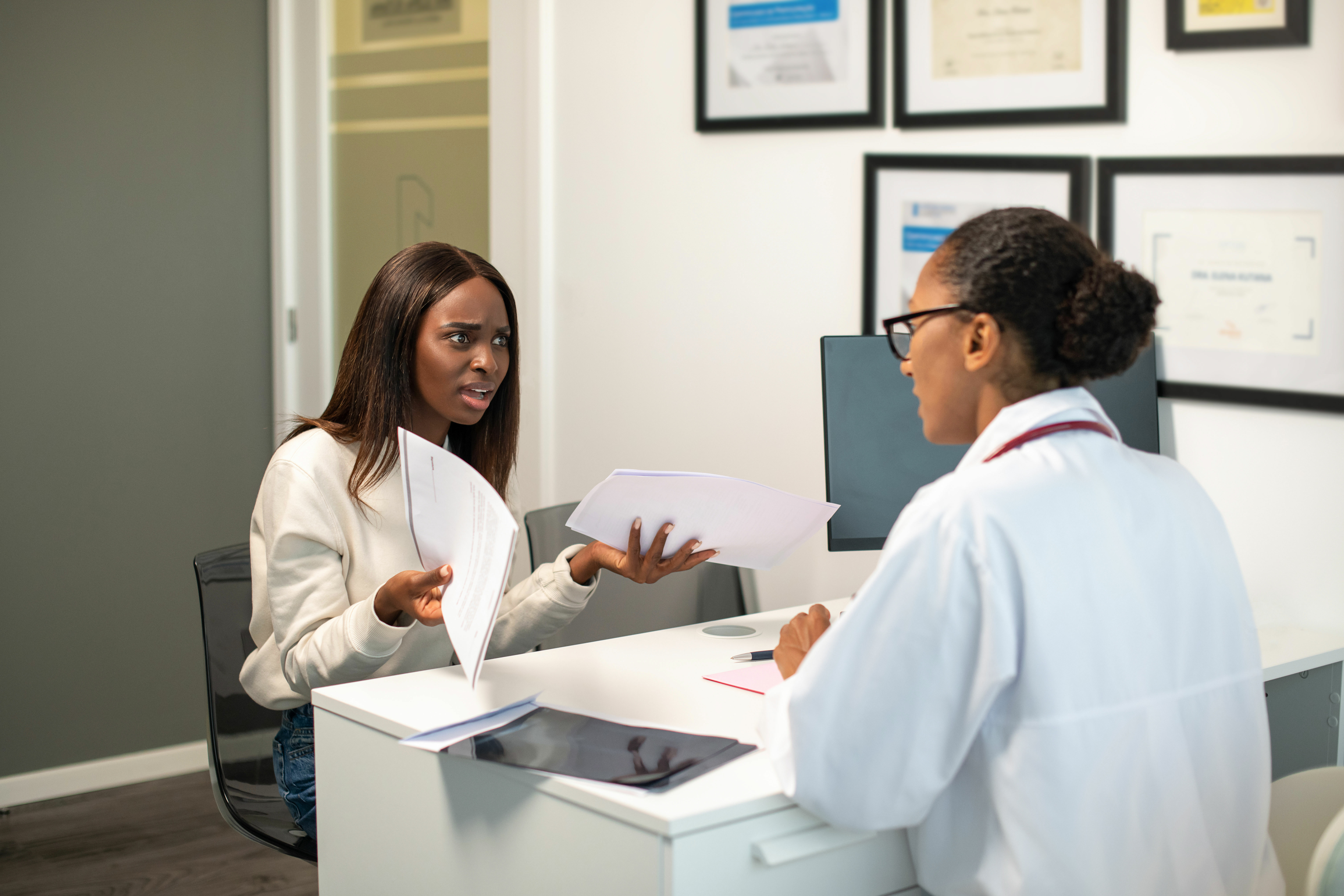 10 Things Never to Do When Visiting a Hospital-2