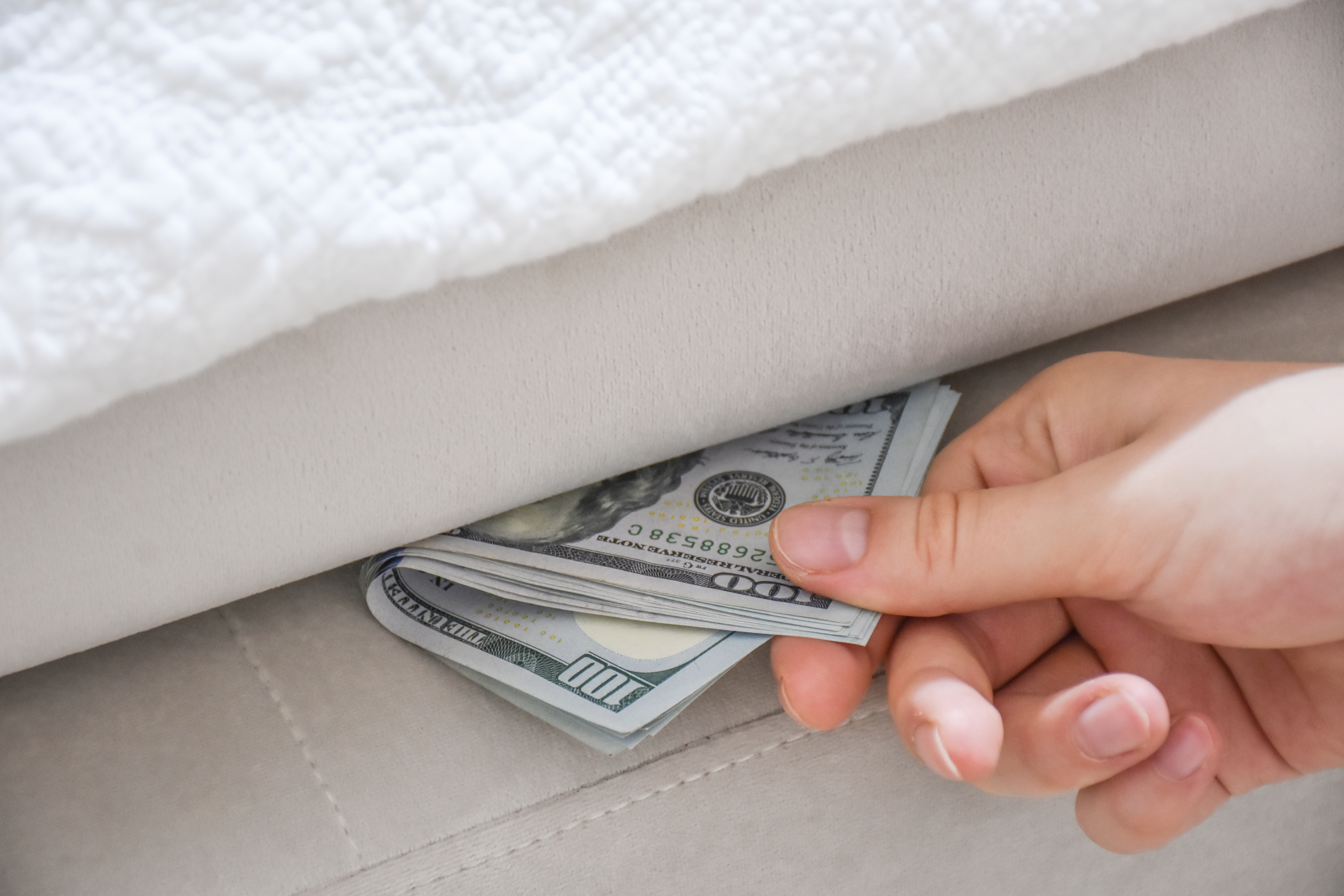 These Hiding Spots Won't Fool Burglars: 10 Common Mistakes-1