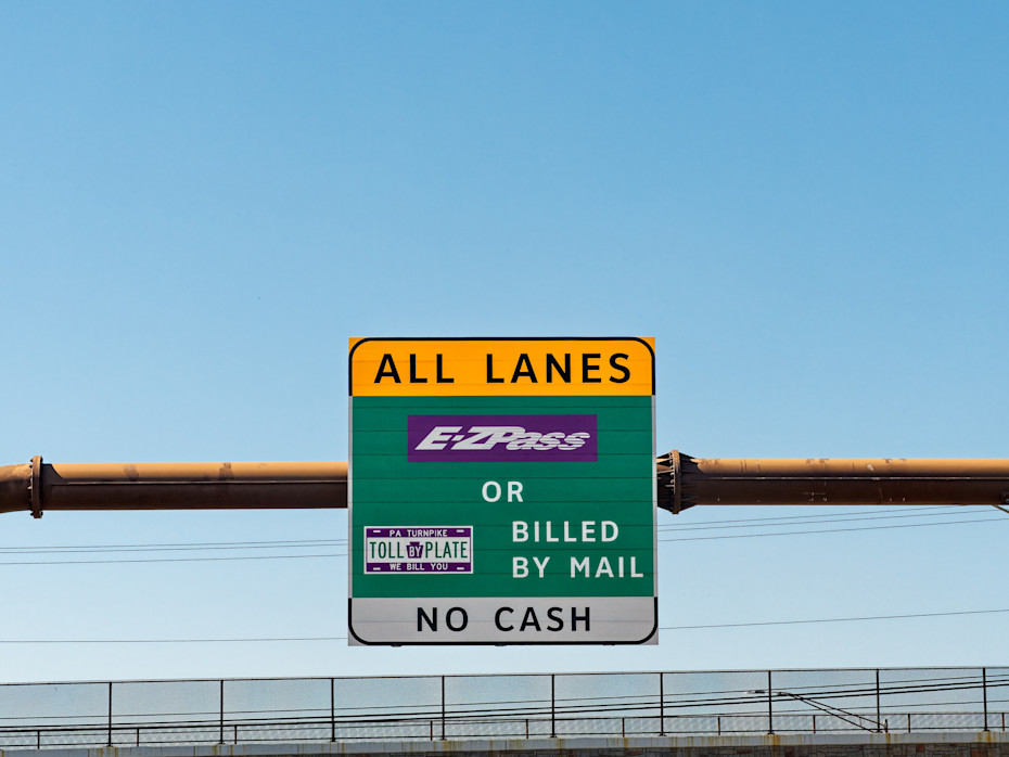 Thousands Tricked by 'Unpaid Toll' Texts: Here's What You Need to Know-2