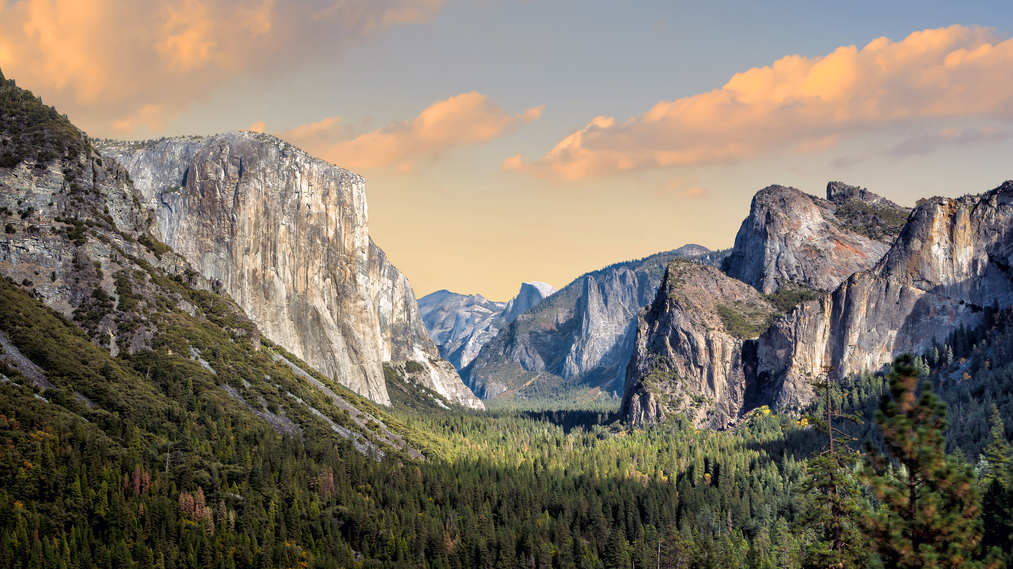 Top 10 US National Parks for a Memorable Family Adventure-3