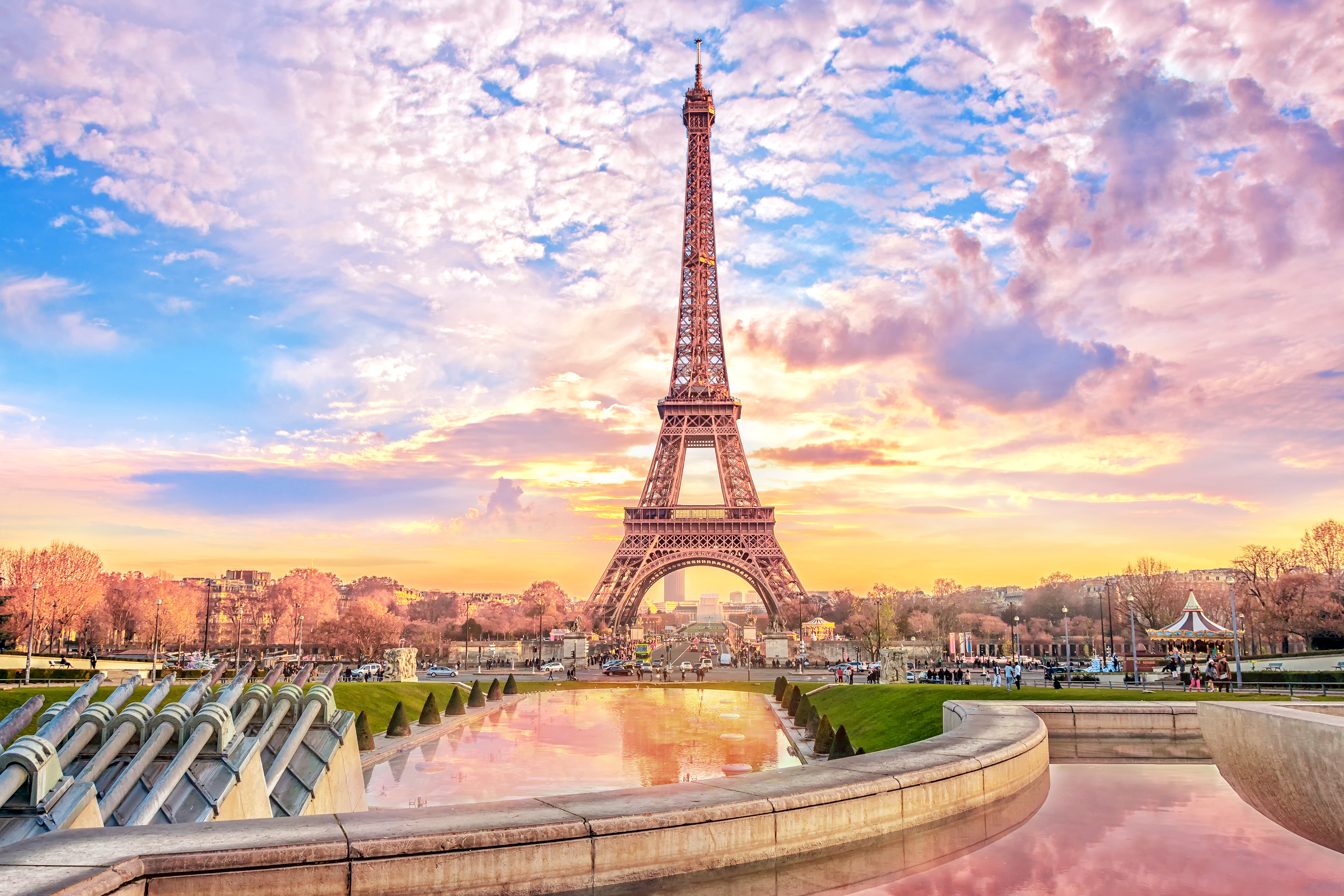 Top 6 European Cities to Explore in 2024!-5