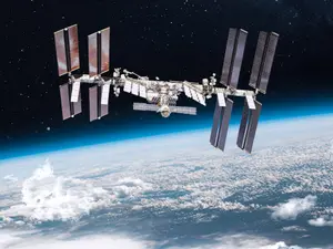 US Astronauts Stranded in Space
