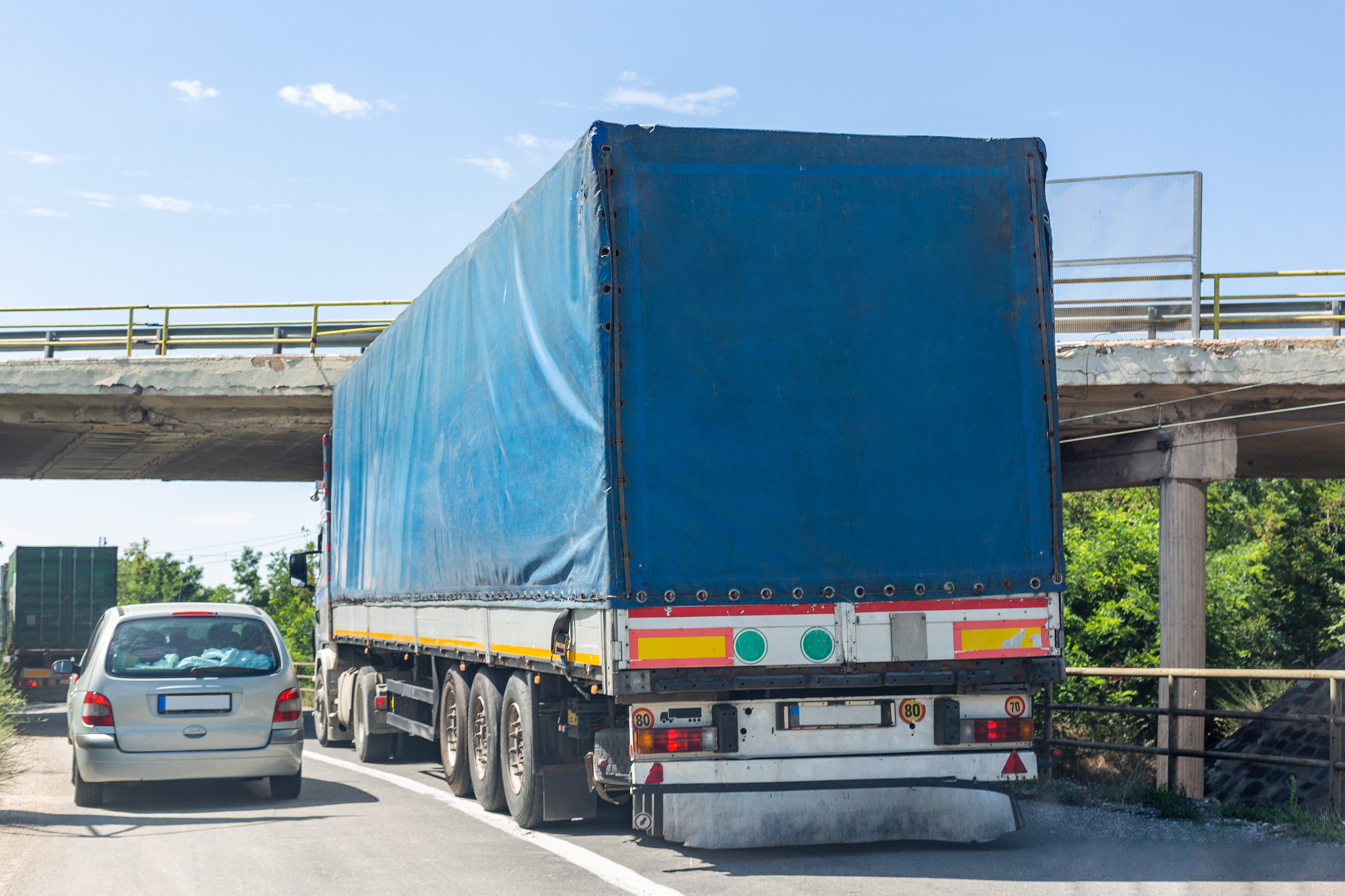 The Most Dangerous Trucks on the Road Today-2