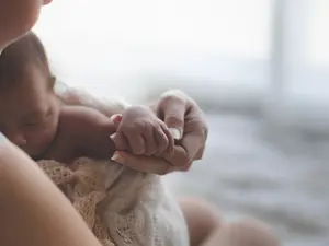 Woman Allegedly Confesses to Throwing Newborn Out Window
