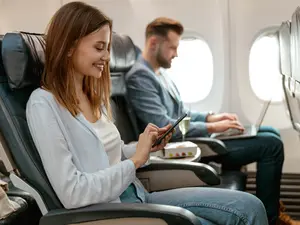 67 Dead in Mid-Air Collision - One Woman's Final Text Revealed