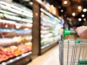 10 Filthy Secrets Supermarkets Don't Want You to Know